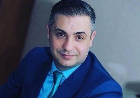 Азербайджанскому певцу запретили выходить в эфир (Обновлено)