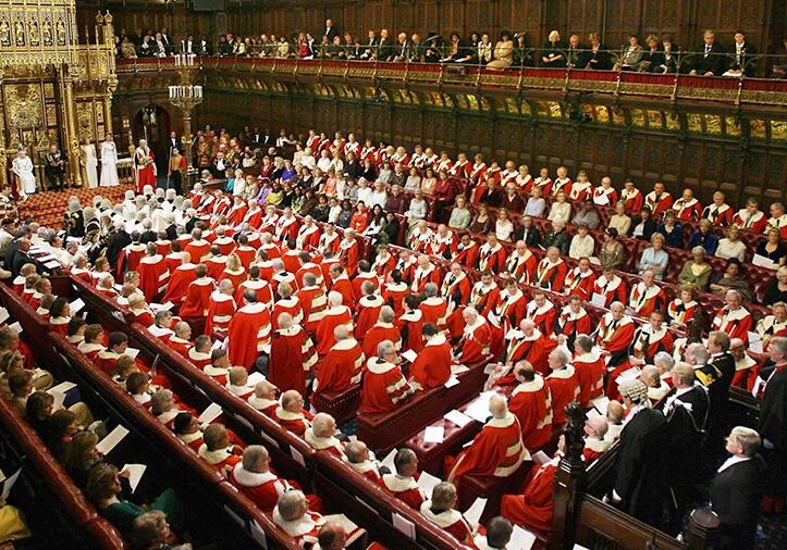 Британская Палата лордов одобрила законопроект об отсрочке Brexit