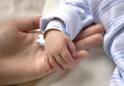 В Греции родился ребенок от трех родителей
