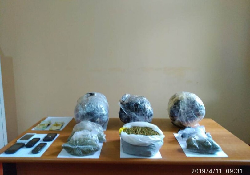 ГПС предотвратила попытку контрабанды наркотиков из Ирана в Азербайджан (Фото)