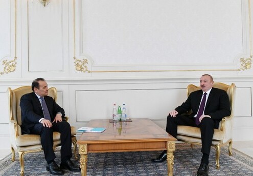 Президент Азербайджана принял генсека Совета сотрудничества тюркоязычных государств (Обновлено)