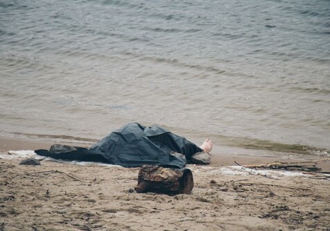 На берегу моря обнаружена утопленница - Полиция просит помощи (Фото-Добавлено)