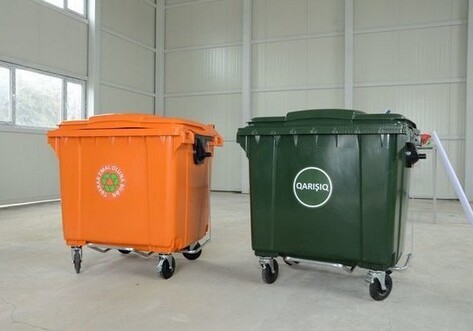 Новые мусорные контейнеры появились на бакинских улицах (Фото)