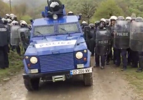 В Грузии произошли столкновения между спецназом и жителями, протестующими против строительства ГЭС (Видео)