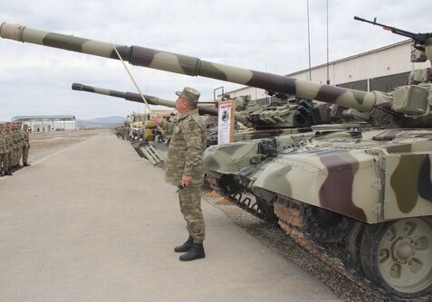 В преддверии азербайджано-турецких тактических учений проведен смотр военной техники (Фото-Видео)
