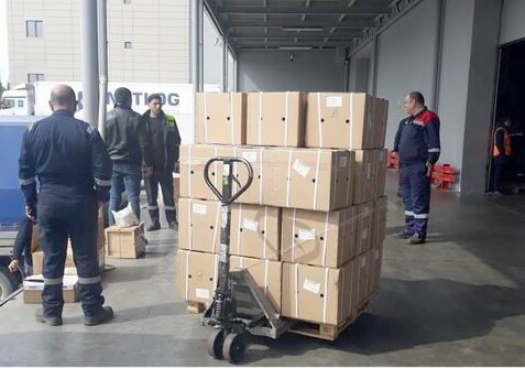 Из Китая в Азербайджан доставлено 20000 коробок промышленных личинок гибридного шелкопряда (Фото)