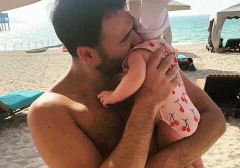 EMIN показал в Instagram четырехмесячную дочь Афину