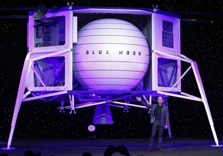 Джефф Безос представил аппарат для высадки на Луну (Видео)