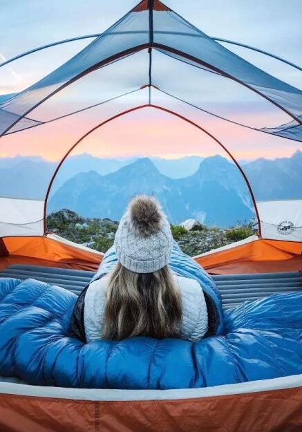В моду входят прозрачные палатки, чтобы можно было полностью слиться с природой (Фото)
