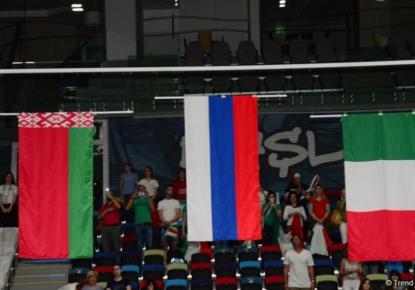 В Баку состоялась церемония награждения победителей ЧЕ в командном зачете и в многоборье групповых упражнений (Фото)