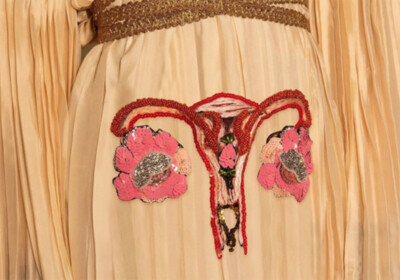 Gucci выступил против запрета абортов рисунком женских органов на одежде