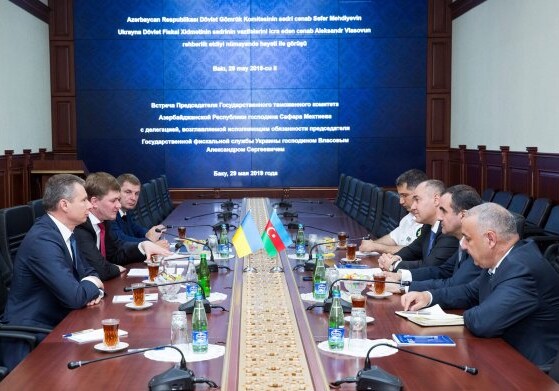 Азербайджан и Украина будут внедрять блокчейн в таможенную сферу (Фото)