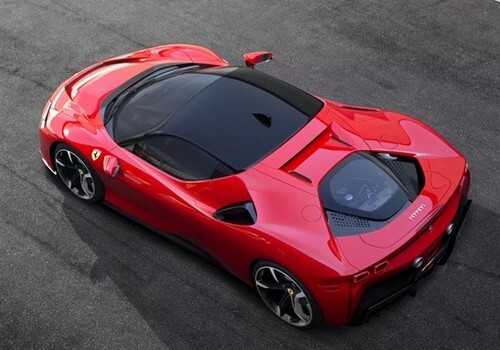 Ferrari показала суперкар с четырьмя двигателями (Фото)