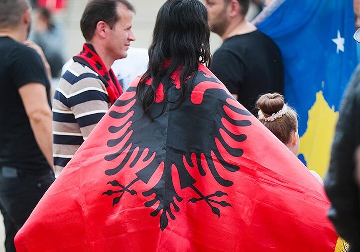 Президент Косово пригрозил Евросоюзу присоединением к Албании