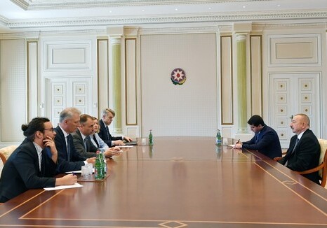 Президент Ильхам Алиев принял специального представителя ЕС (Обновлено)