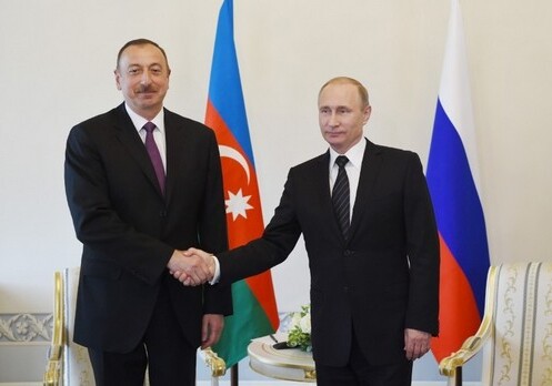 Президент Азербайджана поздравил Владимира Путина с Днем России
