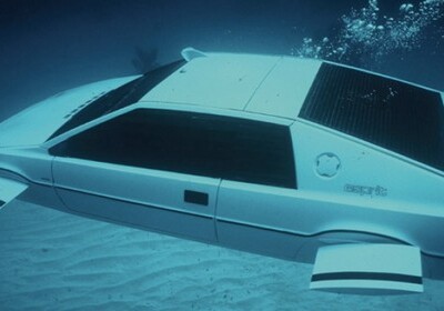 Илон Маск создаст автомобиль-субмарину из фильма о Джеймсе Бонде