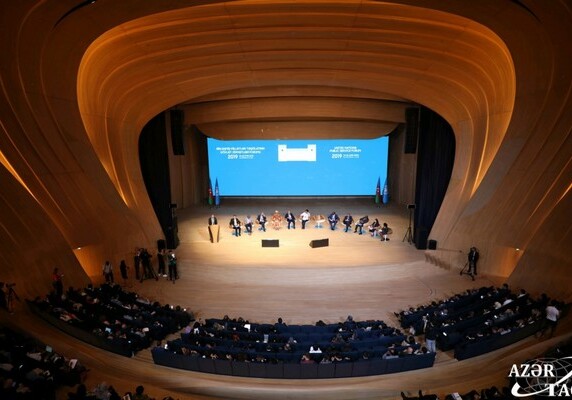 На Бакинском форуме ООН состоялся круглый стол министров (Фото)