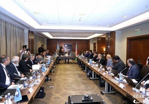 В Баку проходит заседание Президентского совета ФИДЕ (Фото)
