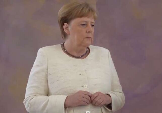 Что происходит с Ангелой Меркель? - Версии немецкой прессы