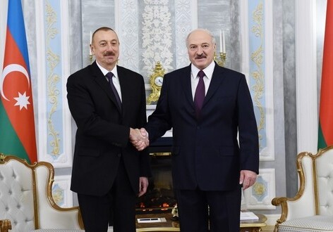 Президент Азербайджана позвонил белорусскому коллеге