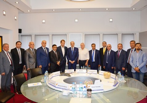 Азербайджанская делегация в Москве проводит встречи с представителями ведущих российских СМИ (Фото)
