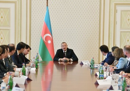 Президент Ильхам Алиев принял представителей компаний-членов MEDEF (Фото-Обновлено)