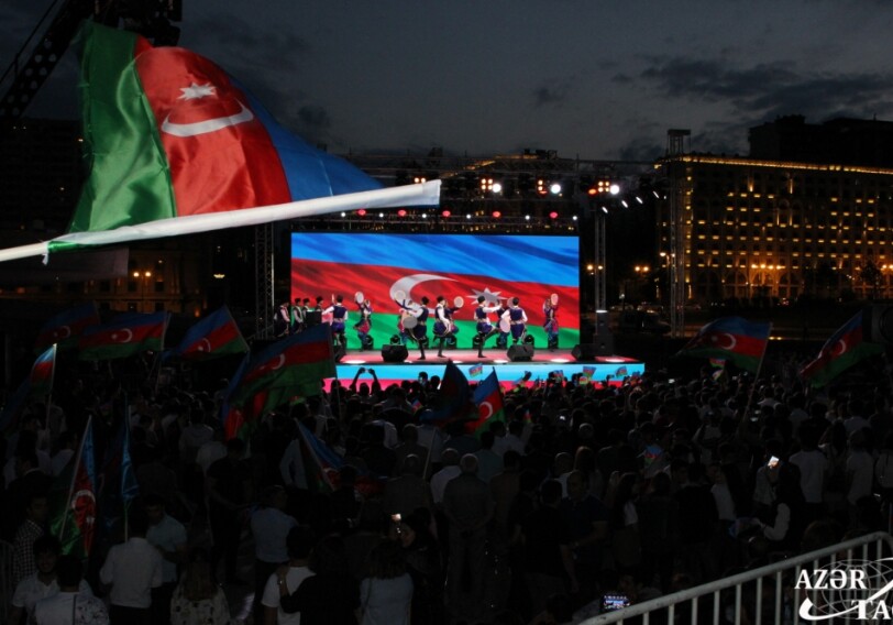 Состоялся концерт по случаю 50-летия прихода к политической власти Гейдара Алиева (Фото)