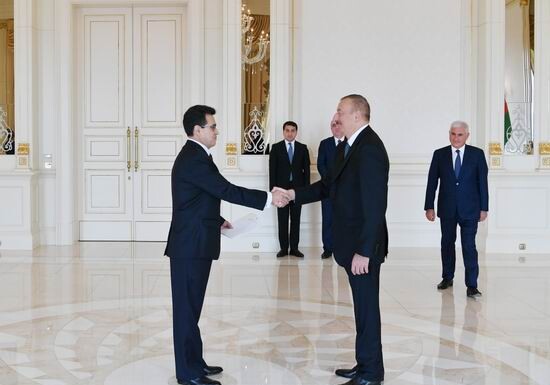 Президент Азербайджана принял верительные грамоты новоназначенного посла Колумбии (Фото-Обновлено)