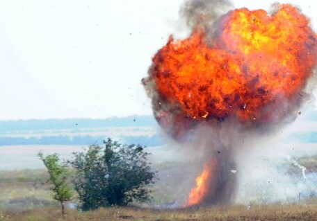На военном полигоне в Архангельске произошел взрыв реактивного двигателя