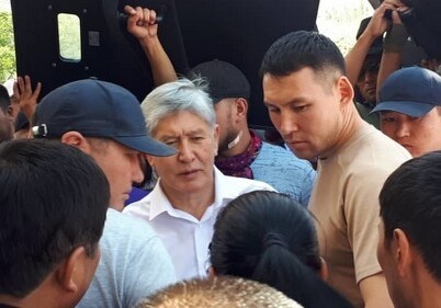 Экс-президент Кыргызстана задержан, его везут в Бишкек (Обновлено)