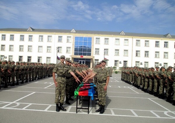 В частях Азербайджанской армии новобранцы приняли присягу (Фото)
