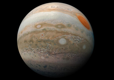 Юпитер поглотил крупную планету