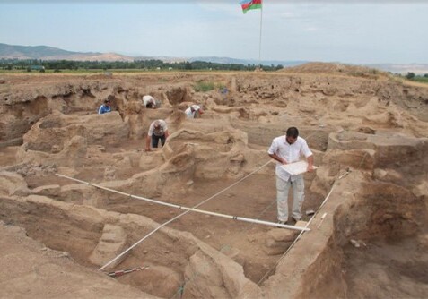 Азербайджанские и французские археологи исследуют памятники эпохи неолита Гейтепе и Кичиктепе