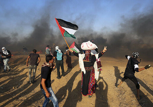В столкновениях в секторе Газа получили ранения 77 палестинцев