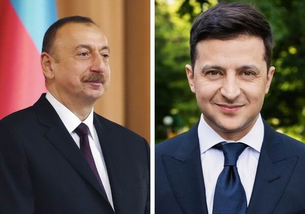 Президент Азербайджана поздравил Владимира Зеленского