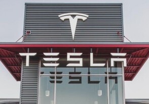 Tesla представила сверхбыстрый чип для самоуправляемых авто