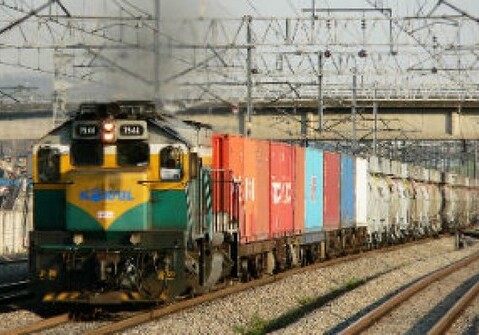 Грохот грузовых поездов поможет предсказать землетрясение
