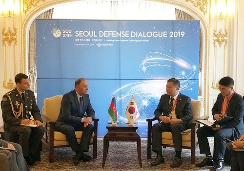 Баку и Сеул обсудили перспективы развития военного сотрудничества (Фото)