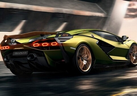Первый гибридный автомобиль Lamborghini раскупили еще до премьеры