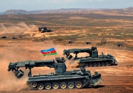 В Азербайджане пройдут широкомасштабные военные учения