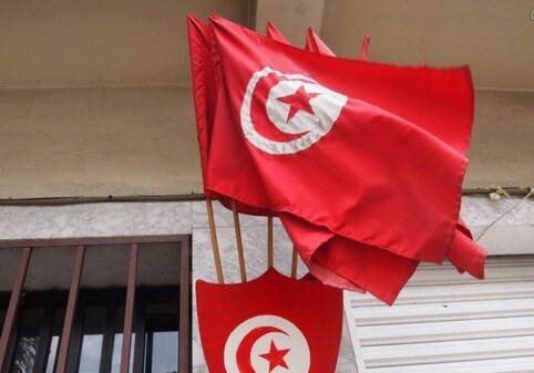 В Тунисе стартуют досрочные выборы президента