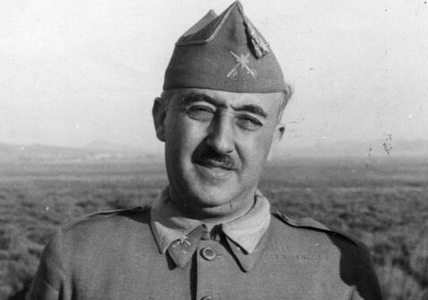 Верховный суд Испании одобрил эксгумацию останков Франко