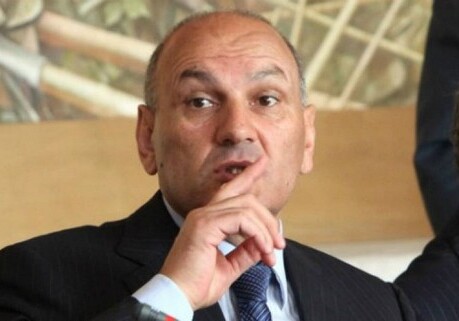 Апелляционный суд оставил под арестом экс-министра финансов Армении