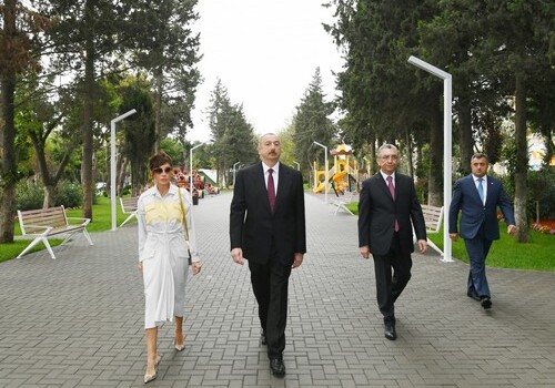 Президент Ильхам Алиев ознакомился с условиями в парке на проспекте Ататюрка (Фото-Обновлено)