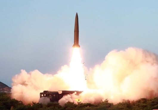 Северная Корея осуществила пуск двух баллистических ракет