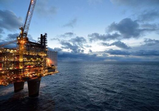 SOCAR эвакуировала 150 нефтяников