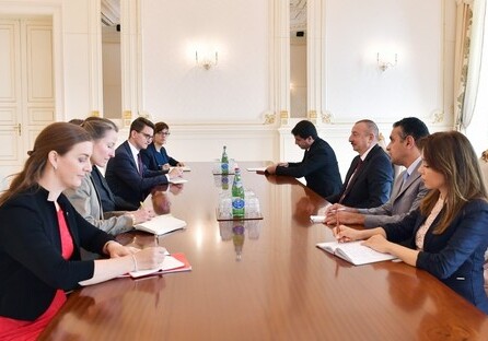 Президент Азербайджана принял главу Совета кантонов Швейцарии (Обновлено)