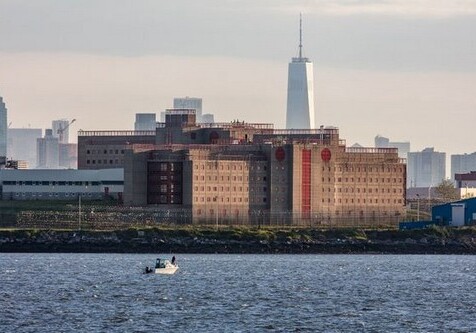 В Нью-Йорке закроют самую большую в мире тюрьму (Фото)
