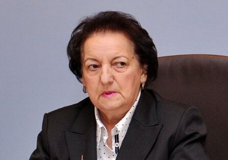 «Жду официального решения президента»: Эльмира Сулейманова о своей отставке